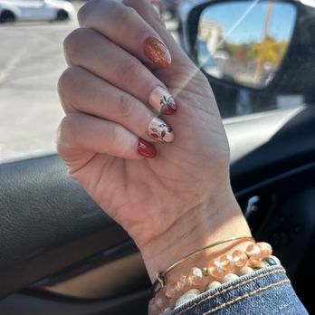 Foxy Nails - Nail Salons Near Me - Reno, Nevada