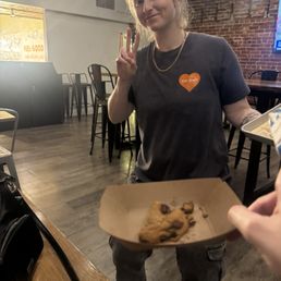WARM CHOCOLATE CHIP COOKIE WARM CHOCOLATE CHIP COOKIE