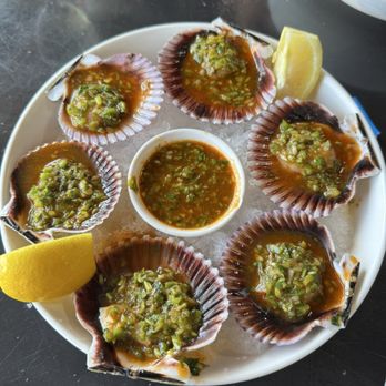 Bluesalt Fish Grill - Scallops on the Half Shell (served raw) with Thai dipping sauce - Seafood Near Me - Redondo Beach, California
