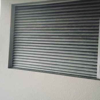 Courtyard by Marriott Charleston Waterfront - Dirty vent on balcony - Hotels Near Me - Charleston, South Carolina Courtyard by Marriott Charleston Waterfront - Dirty vent on balcony - Hotels Near Me - Charleston, South Carolina