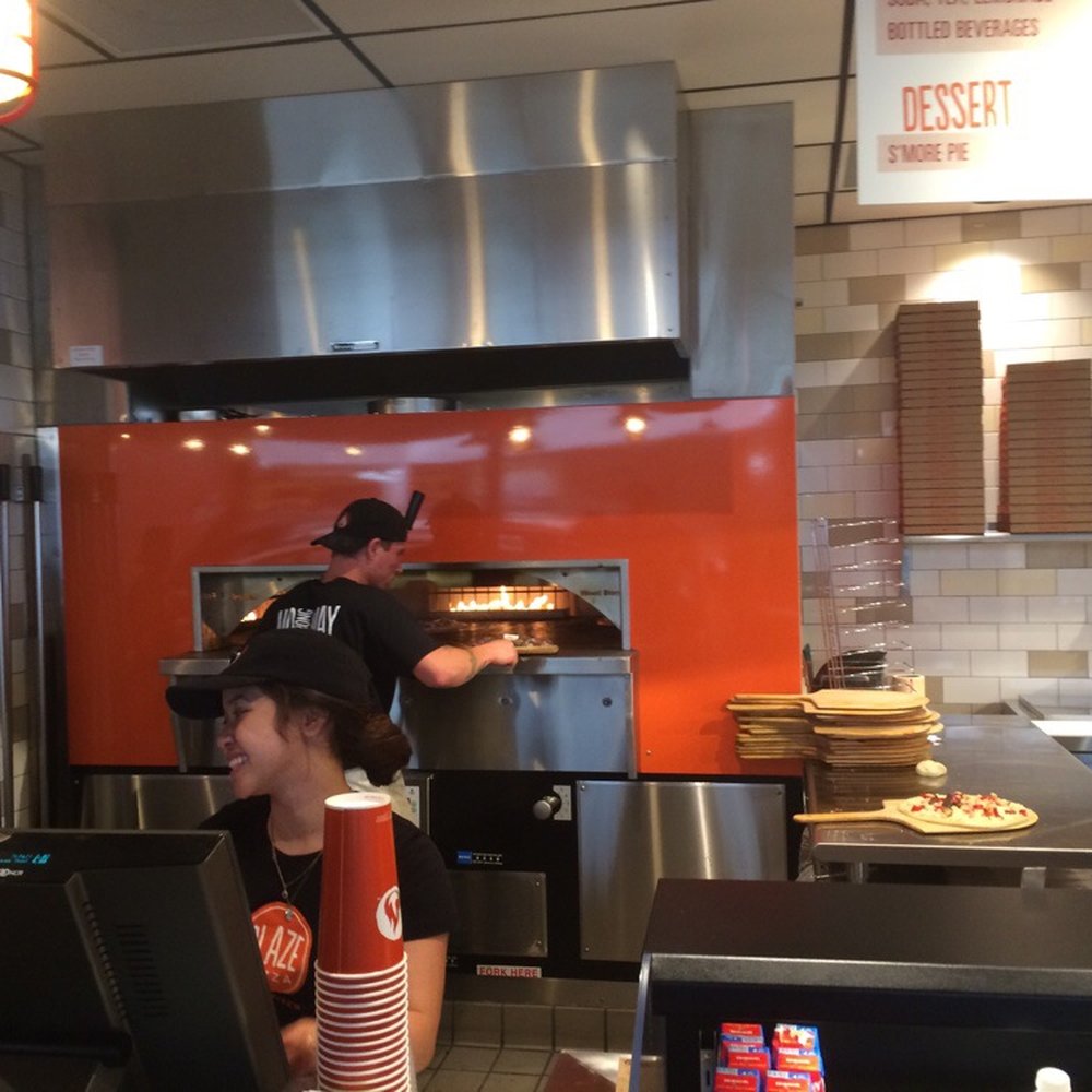 Blaze Pizza - Large oven that cooks your pizza in 180 seconds! - Pizza Near Me - Glendale, California Blaze Pizza - Large oven that cooks your pizza in 180 seconds! - Pizza Near Me - Glendale, California