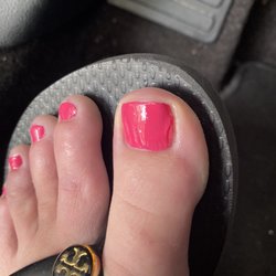 V & V Nails - This is even after he redid my toes. Thick lines in the polish.