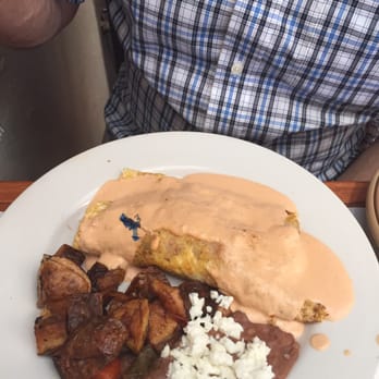 Café de la Flor - Cafeteria Near Me - Tijuana, BCN