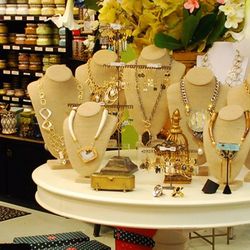 Knotting Hill Interiors - Gorgeous, unique jewelry.