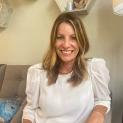 Lisa Casey, MFT