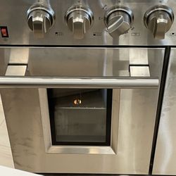 Western Appliance Repairs Services - Great company & reliable service the tech that came to my home was very good & polite & the repair was a good price & I got a year warranty