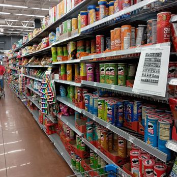 Walmart - Snack aisle - Grocery Near Me - Pompano Beach, Florida Walmart - Snack aisle - Grocery Near Me - Pompano Beach, Florida