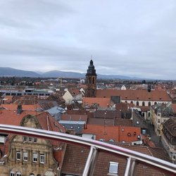 Stiftskirche - Immerhin ist das Riesenrad offen...