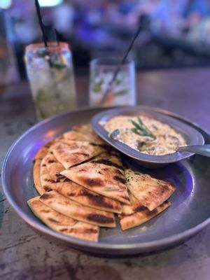 Dierks Bentley's Whiskey Row by null