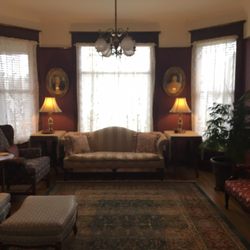 Port Washington Inn Bed & Breakfast