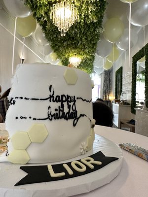 Cake and Art by null