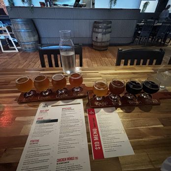 Taps Brewhouse - Pubs Near Me - Niagara Falls, Ontario