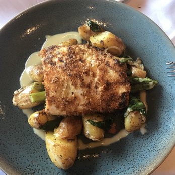 Park Heights Restaurant - Halibut - New American Near Me - Tupelo, Mississippi