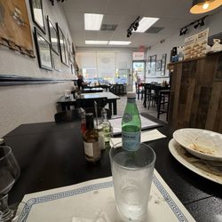 Sabores Argentinos - Small place