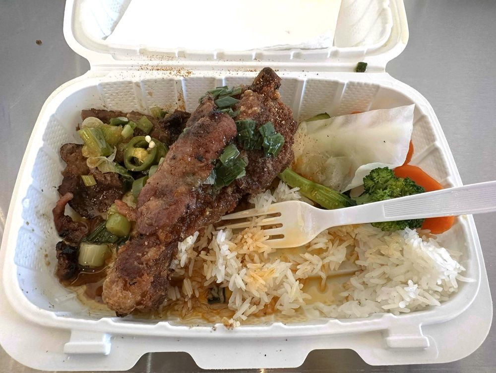 Food from Filet 'N Yummy