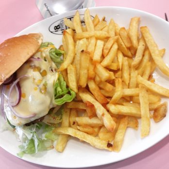 HD Diner - Classic Burger - American Near Me - Lille, 59 HD Diner - Classic Burger - American Near Me - Lille, 59