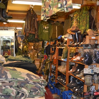 Doursoux - Stock Doursoux Intérieur - Used, Vintage & Consignment Near Me - Paris, 75 Doursoux - Stock Doursoux Intérieur - Used, Vintage & Consignment Near Me - Paris, 75