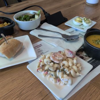 Escape Lounges - Airport Lounges Near Me - Phoenix, Arizona Escape Lounges - Airport Lounges Near Me - Phoenix, Arizona