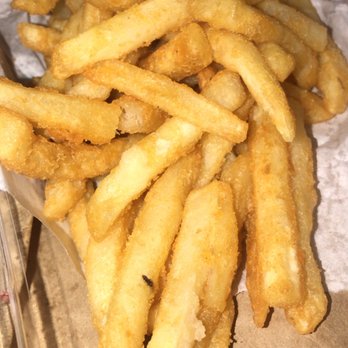 Pita Chip - Fries with Garlic Sauce - Halal Near Me - Philadelphia, Pennsylvania Pita Chip - Fries with Garlic Sauce - Halal Near Me - Philadelphia, Pennsylvania