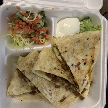El Gallo - Beef Quesadilla - Mexican Near Me - Rancho Murieta, California El Gallo - Beef Quesadilla - Mexican Near Me - Rancho Murieta, California