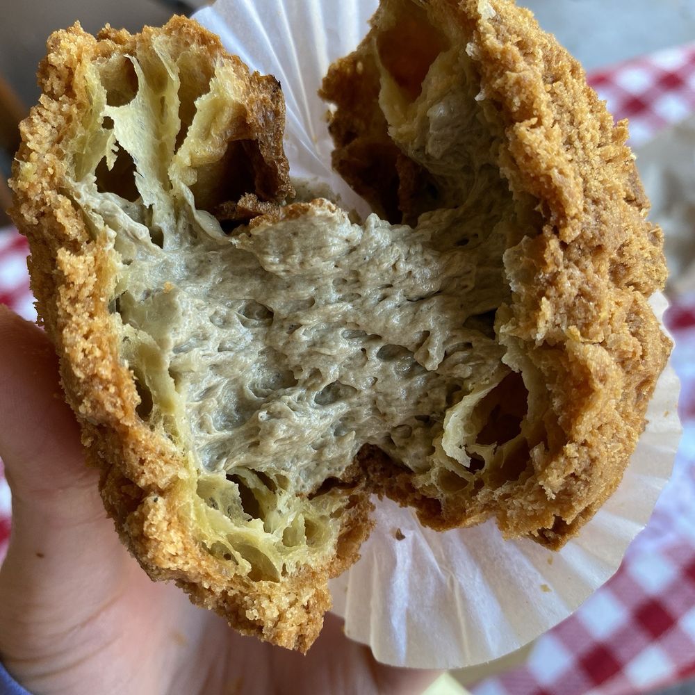 Hojicha Choux Hojicha Choux