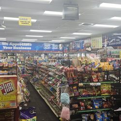 Clyde's Liquor - 10-16-24. Interior