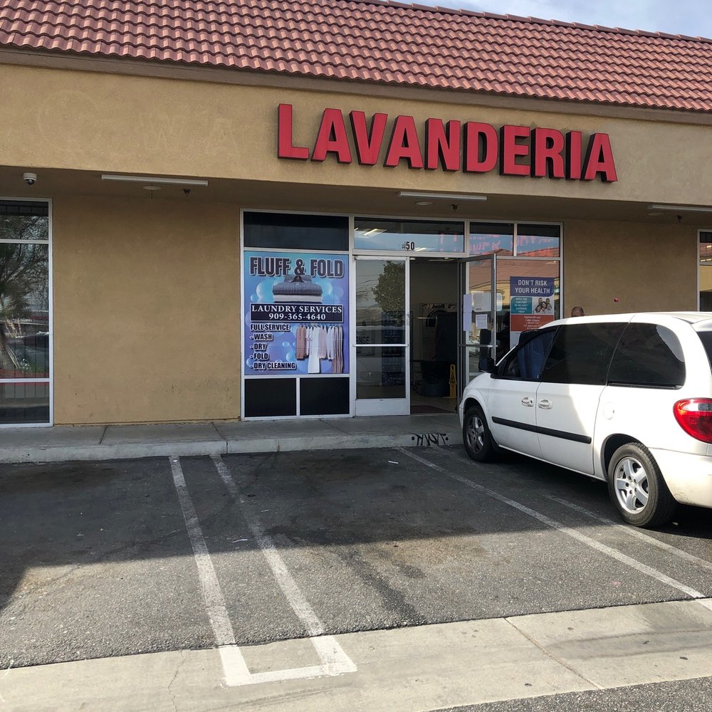 Arrow Coin Laundry - Front of store Coin wash Laundry aka Lavanderia - Laundromat Near Me - Fontana, California