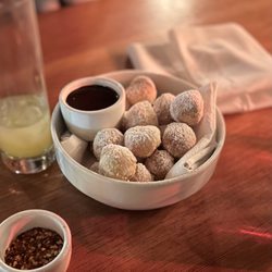 Tavolàta Belltown - Lemon Zeppole