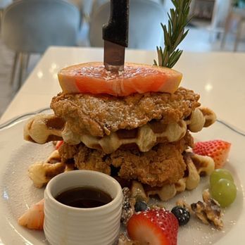 Sweet Maple - Chicken and croffle - Breakfast & Brunch Near Me - Cupertino, California Sweet Maple - Chicken and croffle - Breakfast & Brunch Near Me - Cupertino, California
