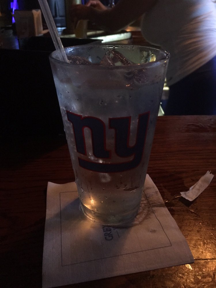 SPORTZONE BAR & GRILL Updated September 2024 593 Van Houten Ave