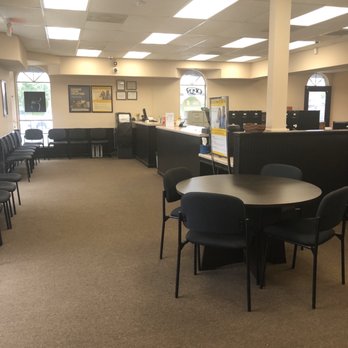 Cash Cow - The lobby - Check Cashing/Pay-day Loans Near Me - Kenner, Louisiana Cash Cow - The lobby - Check Cashing/Pay-day Loans Near Me - Kenner, Louisiana