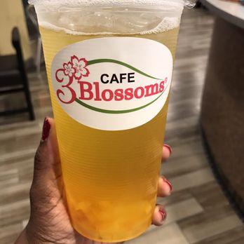 3 Blossoms Cafe - Immortality Peach Tea w/Mango Jelly - Bubble Tea Near Me - Westminster, California 3 Blossoms Cafe - Immortality Peach Tea w/Mango Jelly - Bubble Tea Near Me - Westminster, California