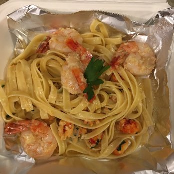 Hyde Away Inn & Restaurant - Wednesday Theme Night - Pasta Night Lobster & Shrimp Scampi over Fettuccini - New American Near Me - Waitsfield, Vermont Hyde Away Inn & Restaurant - Wednesday Theme Night - Pasta Night Lobster & Shrimp Scampi over Fettuccini - New American Near Me - Waitsfield, Vermont