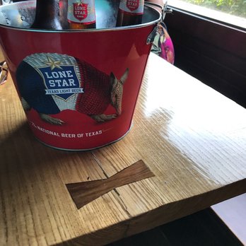 Duke's Indy - Lone Star buckets - hard to do better - Music Venues Near Me - Indianapolis, Indiana