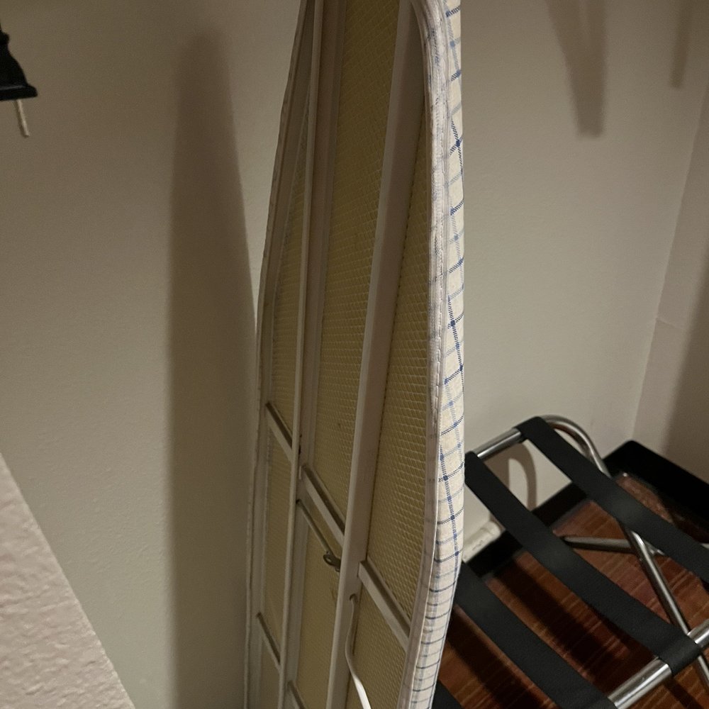 Rodeway Inn Alamosa - Top of broken ironing board. - Hotels Near Me - Alamosa, Colorado Rodeway Inn Alamosa - Top of broken ironing board. - Hotels Near Me - Alamosa, Colorado
