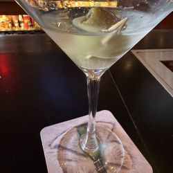 Old Globe Saloon - gin martini