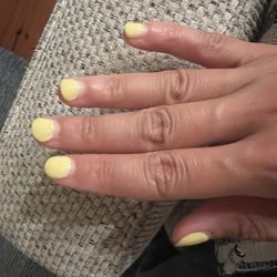 Evolution Nail Spa - Gel manicure done 3 days prior.
