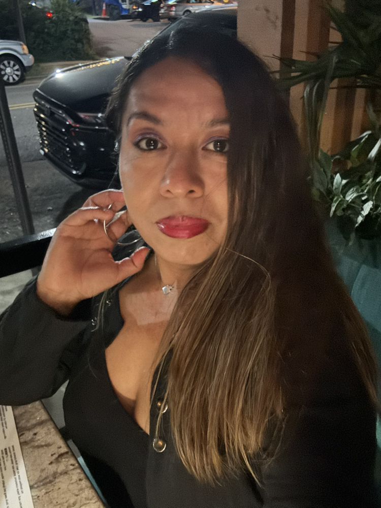 Slide of Mimys Cleaning &Handy