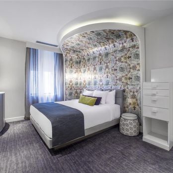 Dream Midtown - Guest Room - Hotels Near Me - New York, New York Dream Midtown - Guest Room - Hotels Near Me - New York, New York