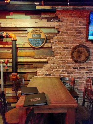 Rough Draught Whiskey Bar by null