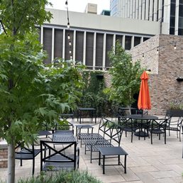 MULBERRY STREET TAVERN - Updated August 2025 - 180 Photos & 100 Reviews - 206 6th Ave, Des