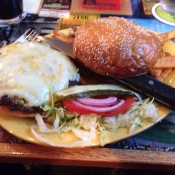 Capone's Pub & Grill - Ultimate cheeseburger - American Near Me - Hayden, Idaho