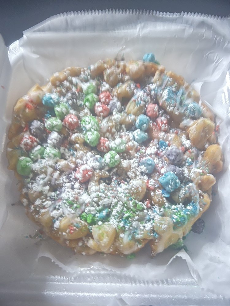 Dumboes Elephant Ears And Funnel Cakes, Flint Roadtrippers