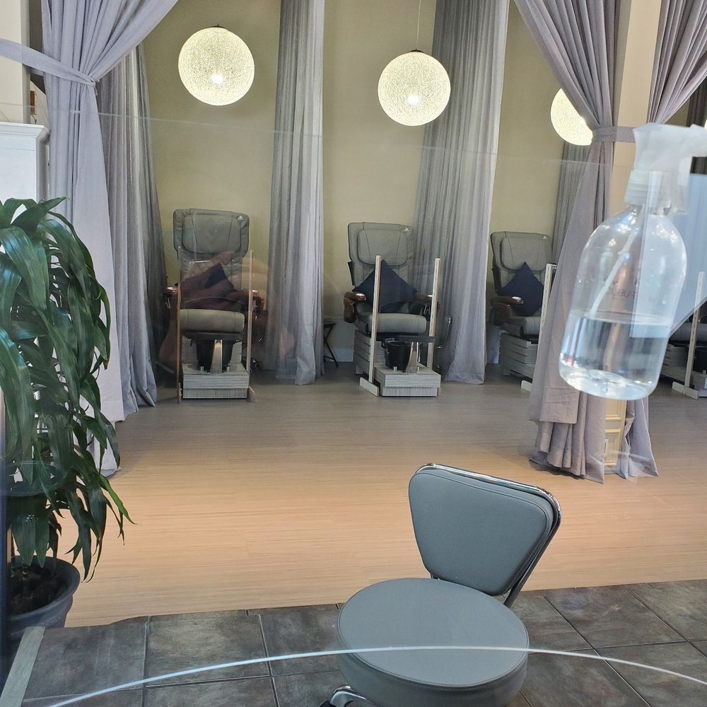 Sally's Spa - Beautiful spa decor. - Nail Salons Near Me - Burlingame, California Sally's Spa - Beautiful spa decor. - Nail Salons Near Me - Burlingame, California