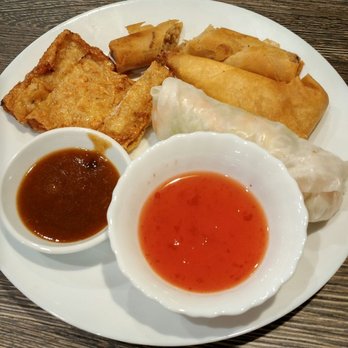 Thien An Restaurant - Fried fish cakes, spring rolls, salad roll, fried shrimp and cream cheese cake! - Vietnamese Near Me - Edmonton, Alberta Thien An Restaurant - Fried fish cakes, spring rolls, salad roll, fried shrimp and cream cheese cake! - Vietnamese Near Me - Edmonton, Alberta