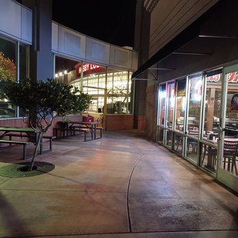 Armadillo Willy's BBQ - Barbeque Near Me - San Mateo, California