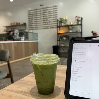 De Cafe - Iced Matcha with honey and almond milk - Coffee & Tea Near Me - Santa Clarita, California De Cafe - Iced Matcha with honey and almond milk - Coffee & Tea Near Me - Santa Clarita, California