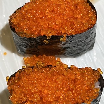 Kiriba Sushi - Flying Fish Egg Gunkanmaki Tobiko - Japanese Near Me - Seattle, Washington