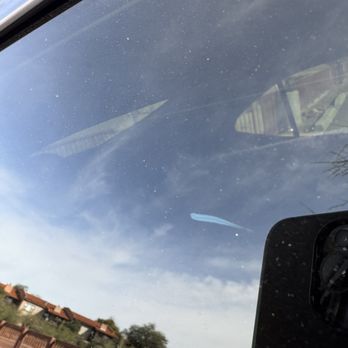 Ninos Auto Glass - Bubbles - Auto Glass Services Near Me