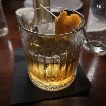 The Raymond 1886 - The 1886 Old Fashioned - New American Near Me - Pasadena, California The Raymond 1886 - The 1886 Old Fashioned - New American Near Me - Pasadena, California